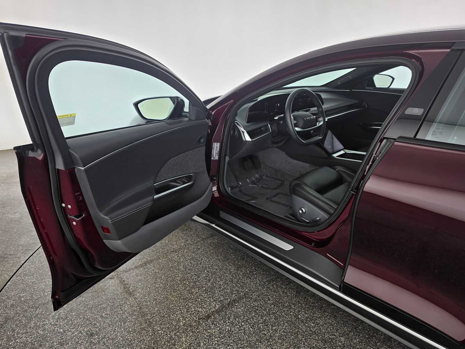 Used 2023 Lucid Air Touring AWD/4WD image 19