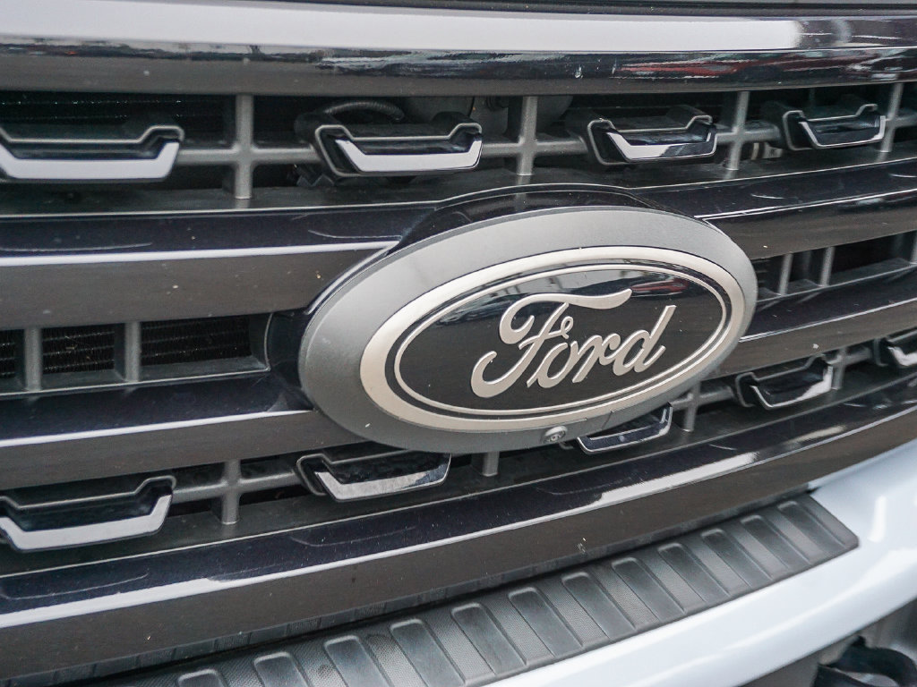 Used 2024 Ford F350 Lariat w/ Black Appearance Package AWD/4WD image 12