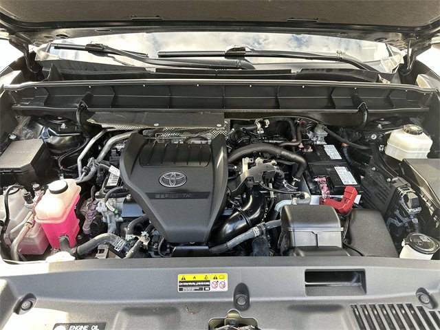 Used 2023 Toyota Highlander Limited image 18