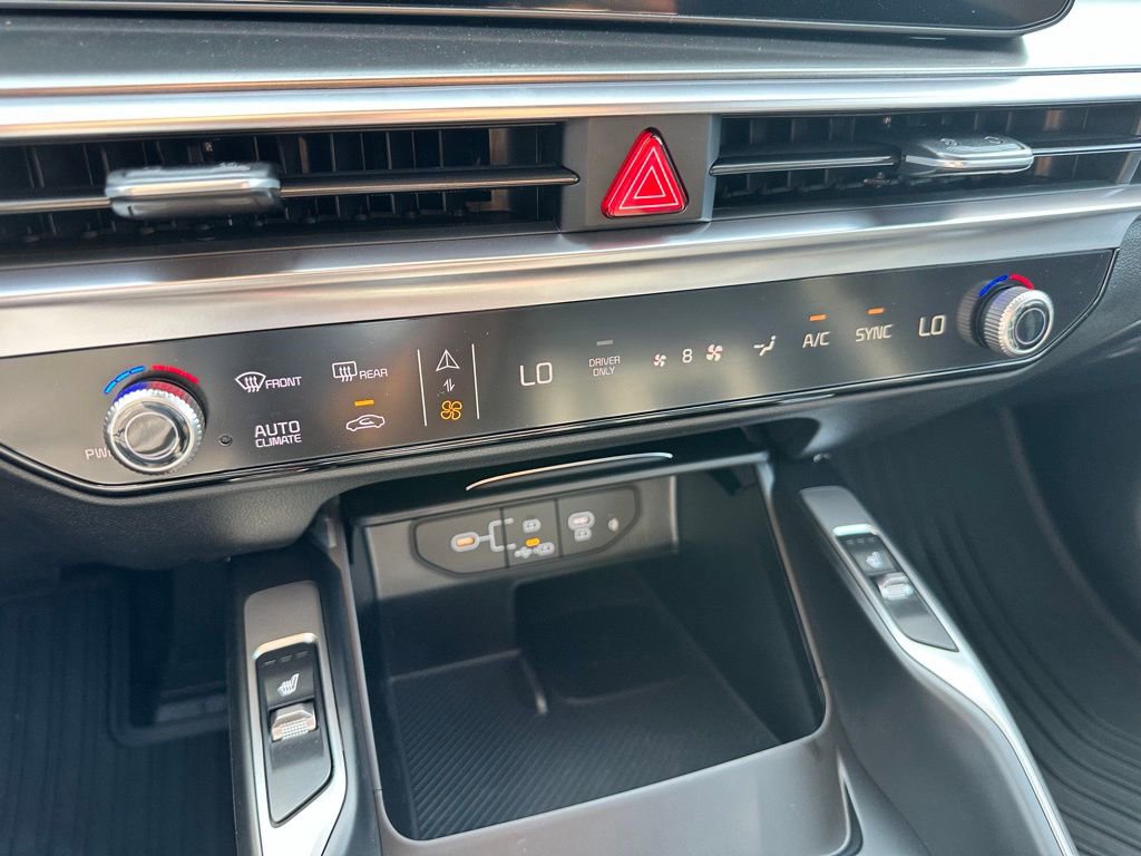 New 2026 Kia Sorento EX image 21