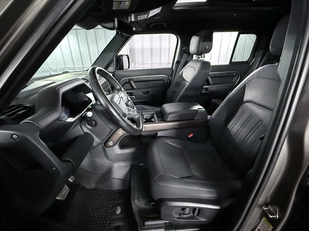 Used 2023 Land Rover Defender 110 X AWD/4WD image 16