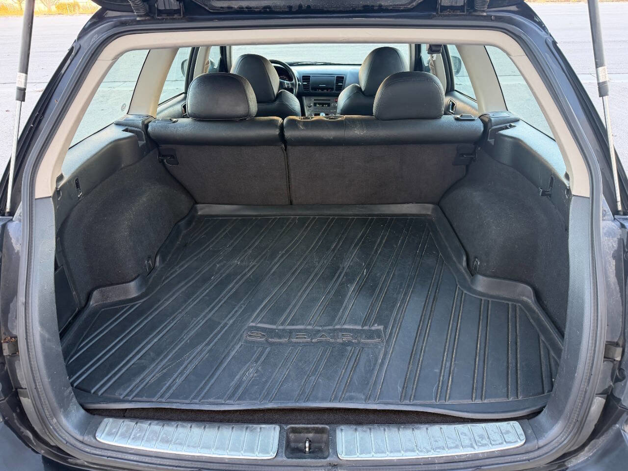 Used 2005 Subaru Outback 2.5XT Limited AWD/4WD image 18