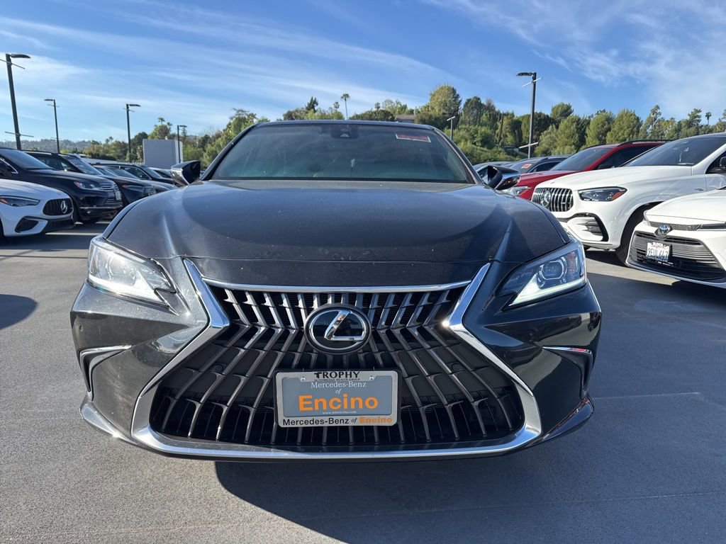 Used 2023 Lexus ES 350 w/ Premium Package image 2