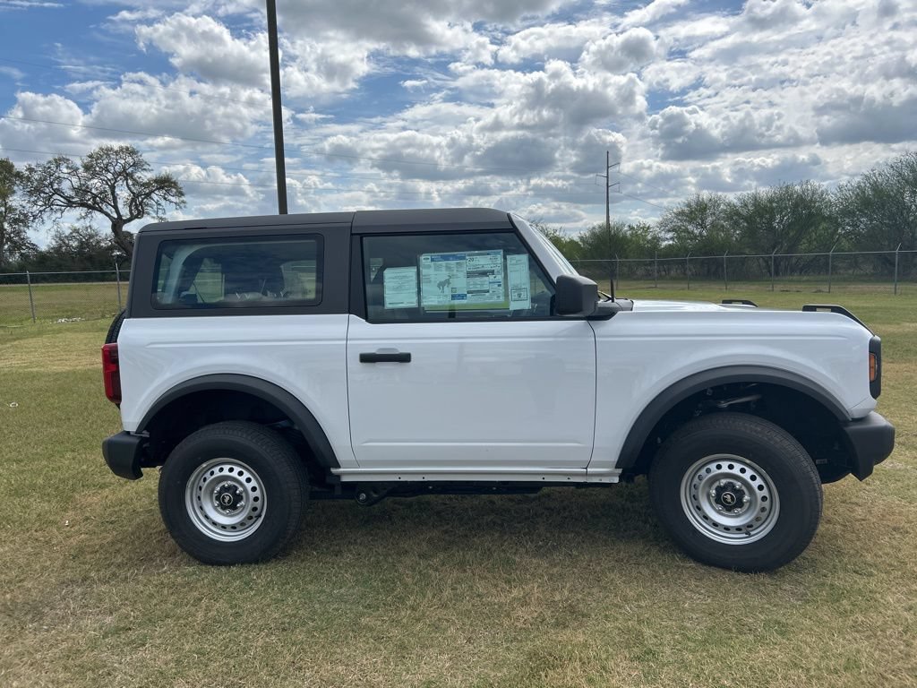 New 2026 Ford Bronco 2-Door AWD/4WD image 12