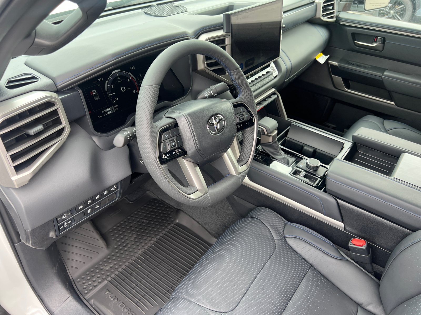 New 2026 Toyota Tundra Platinum w/ Tow Tech Package AWD/4WD image 10