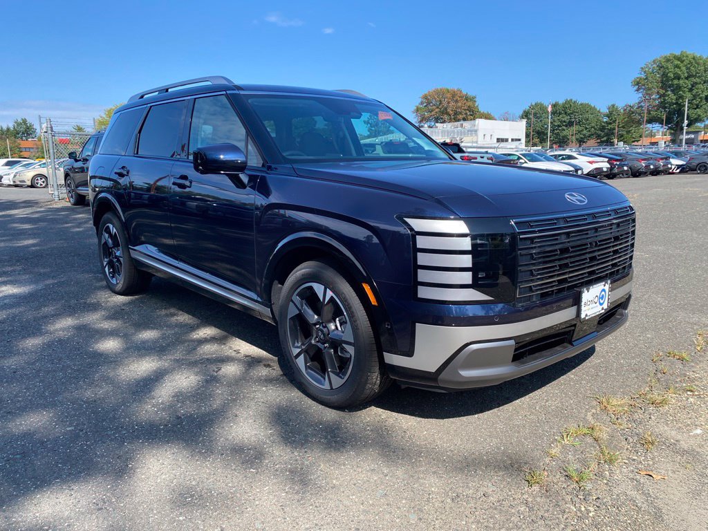 New 2027 Hyundai Palisade Limited AWD/4WD image 1