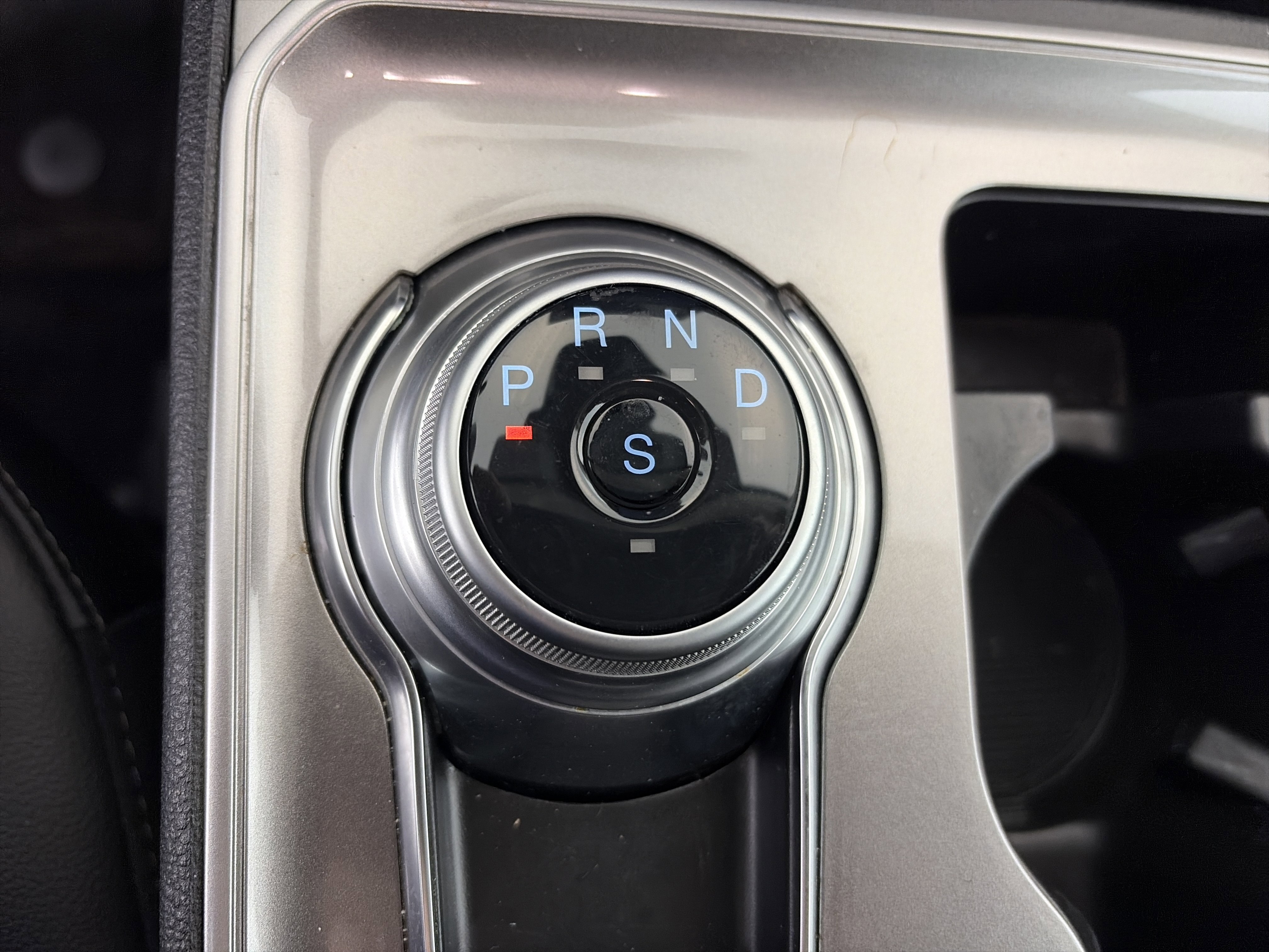 Used 2023 Ford Edge SEL image 30