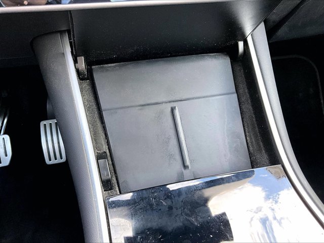 Used 2020 Tesla Model Y Long Range image 26