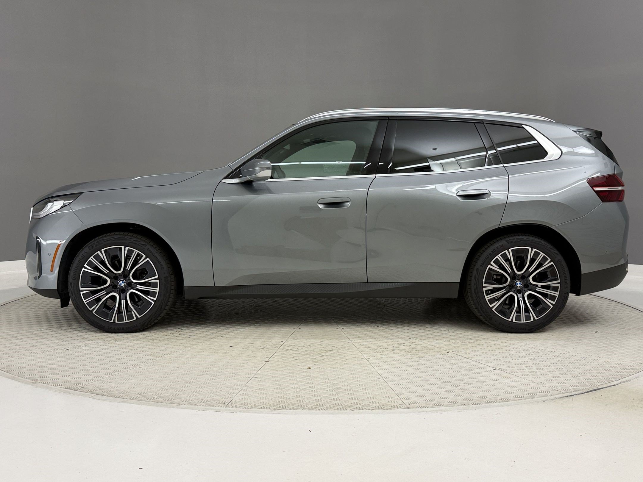 Used 2026 BMW X3 xDrive30i w/ Convenience Package AWD/4WD image 2