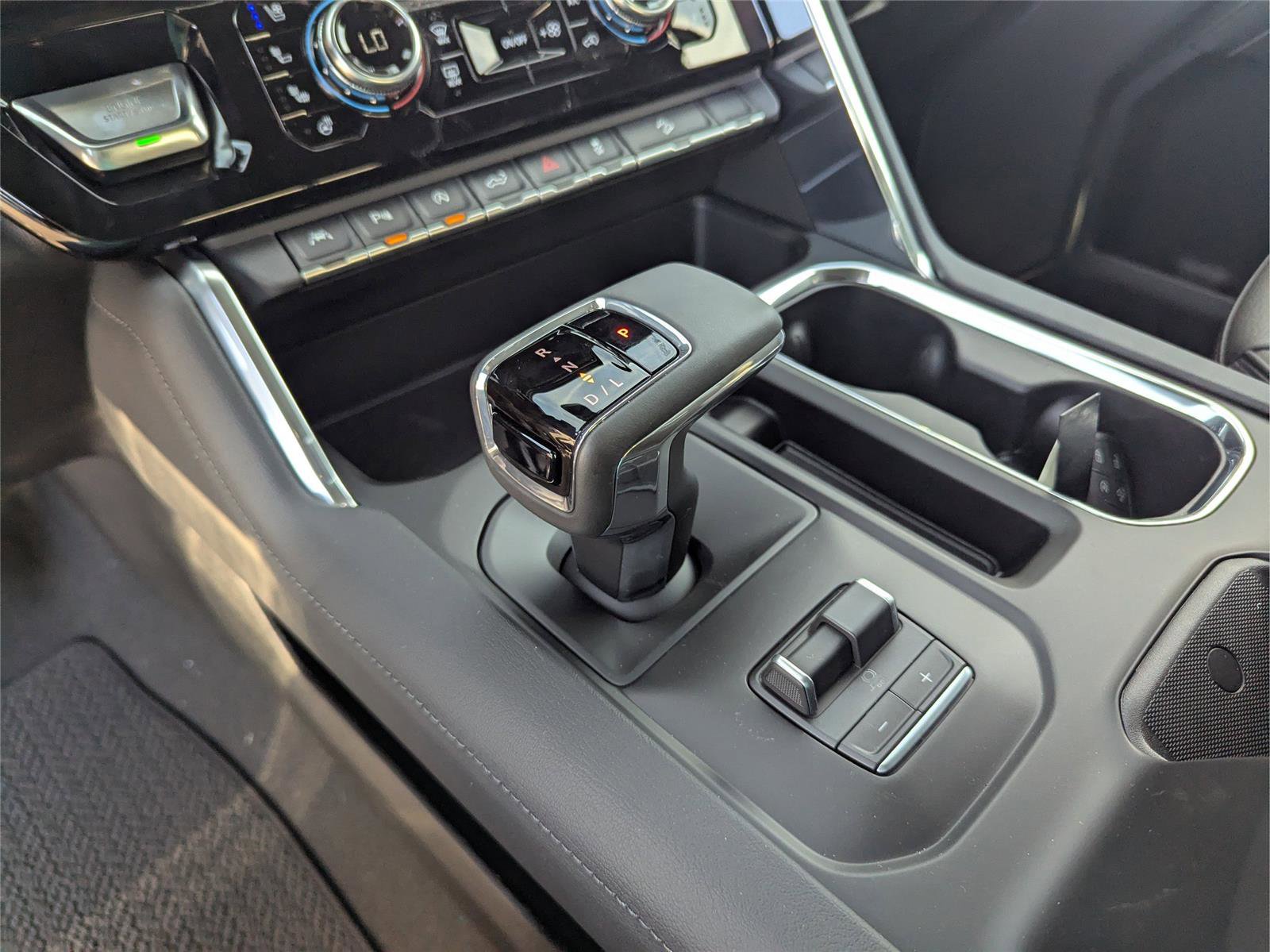 New 2026 GMC Sierra 1500 Denali AWD/4WD image 9