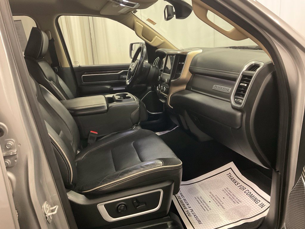 Used 2019 RAM 1500 Laramie AWD/4WD image 9