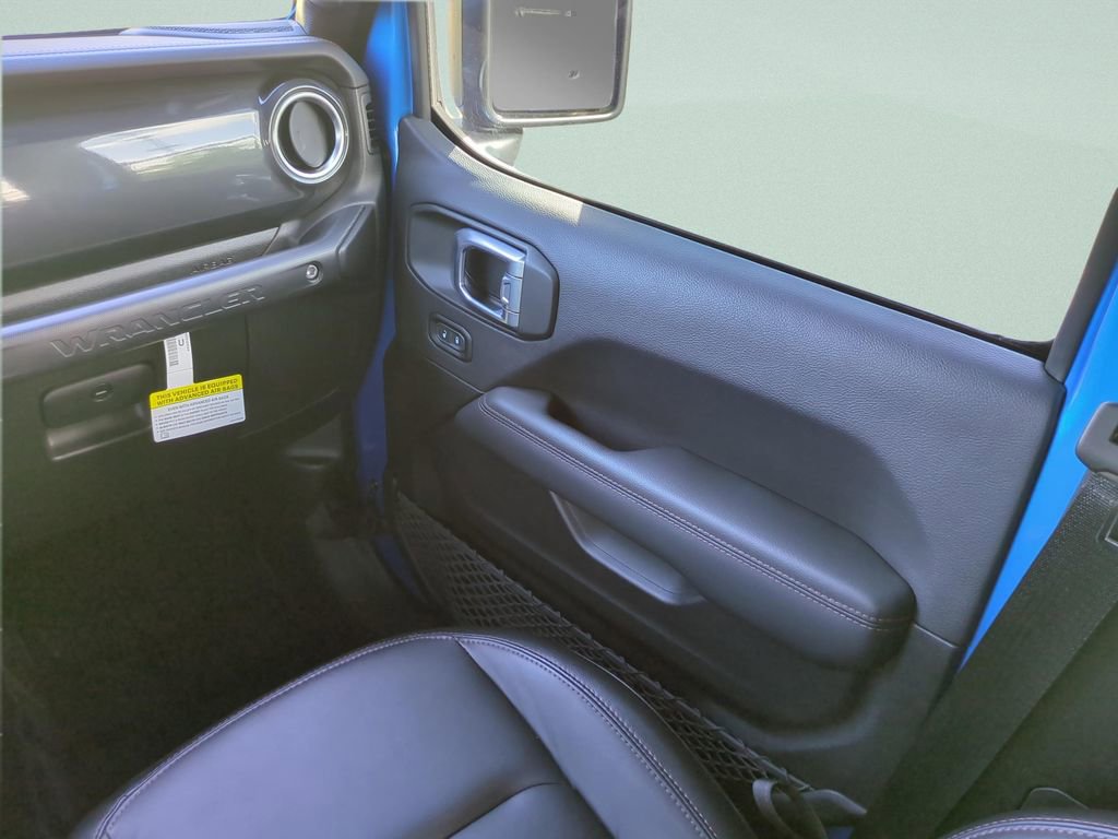 Used 2023 Jeep Wrangler Unlimited Rubicon 392 AWD/4WD image 15