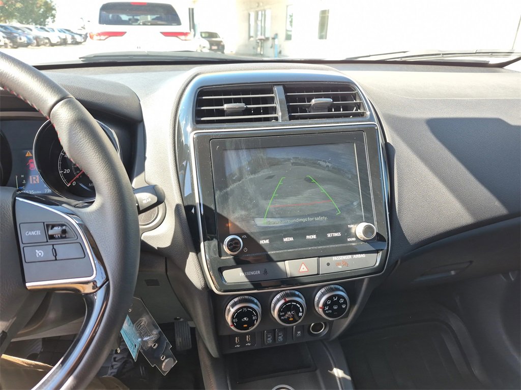 Used 2025 Mitsubishi Outlander Sport LE image 61