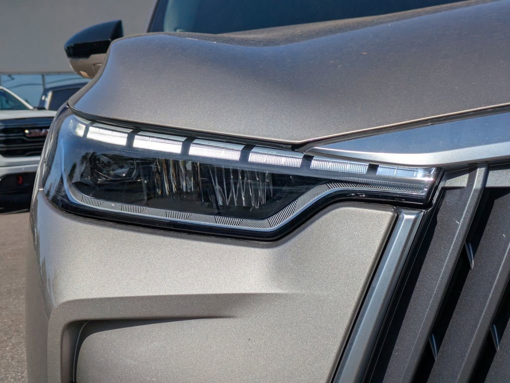 New 2026 INFINITI QX60 Luxe w/ Family Package image 10