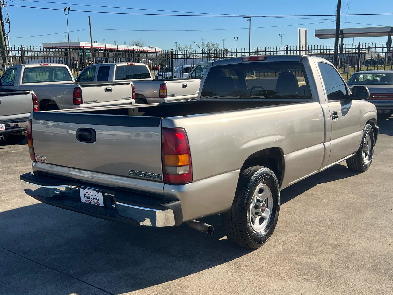 Used 2003 GMC Sierra 1500 W/T RWD image 6