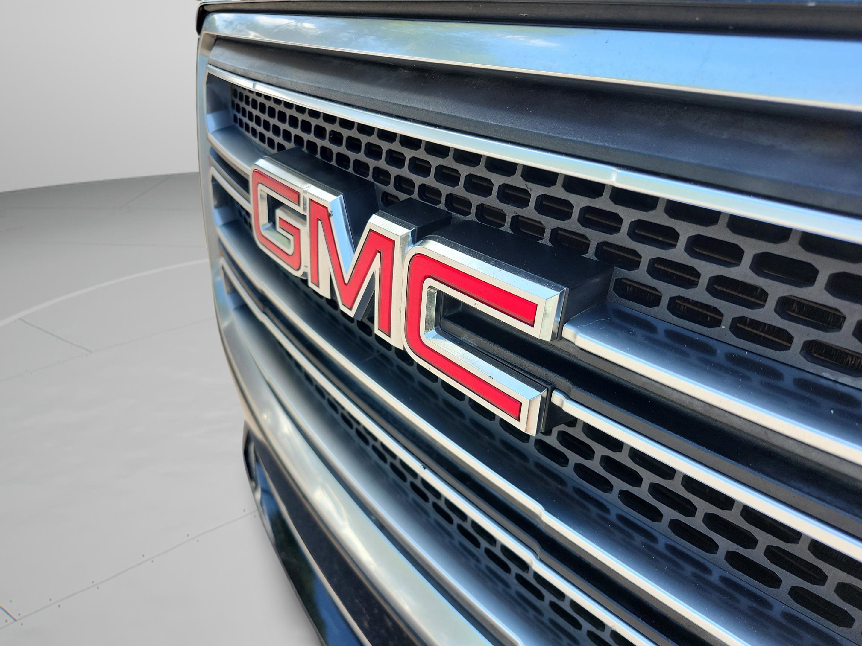 Used 2015 GMC Acadia SLT w/ Premium Edition FWD image 31