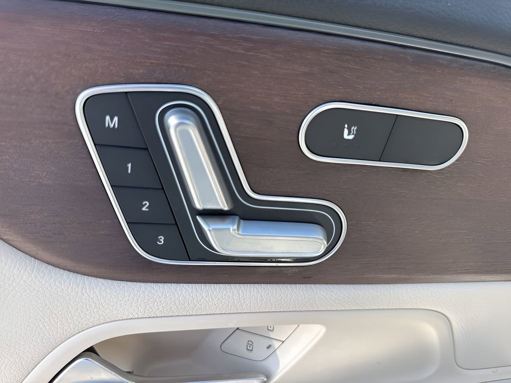 Used 2022 Mercedes-Benz GLA 250 4MATIC image 10