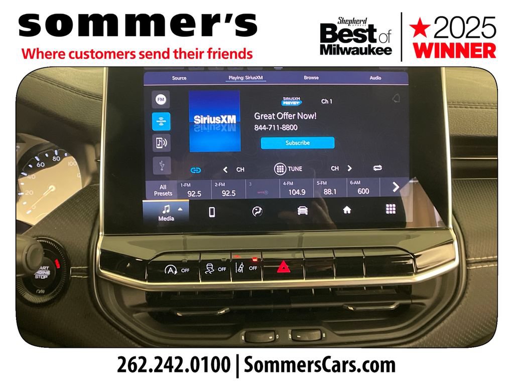 Used 2024 Jeep Compass Latitude w/ Convenience Group AWD/4WD image 15