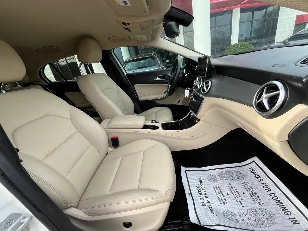 Used 2015 Mercedes-Benz GLA 250 image 13