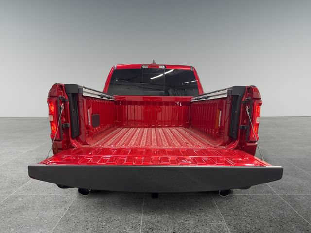 New 2026 RAM 1500 Laramie AWD/4WD image 16