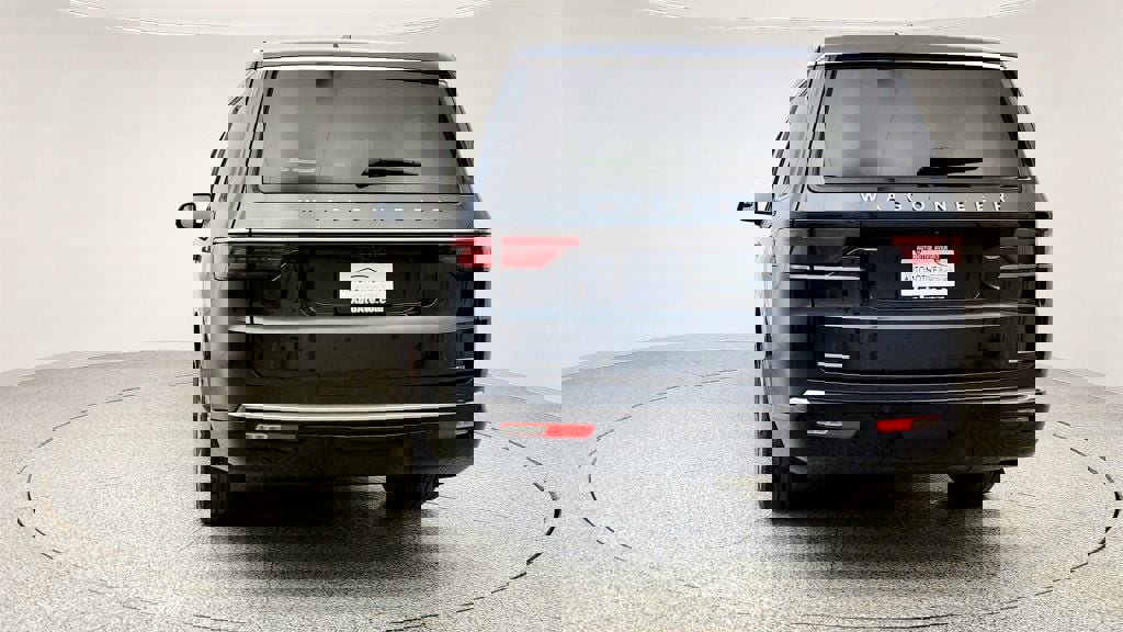 Used 2023 Jeep Wagoneer Series II w/ Premium Group I image 6