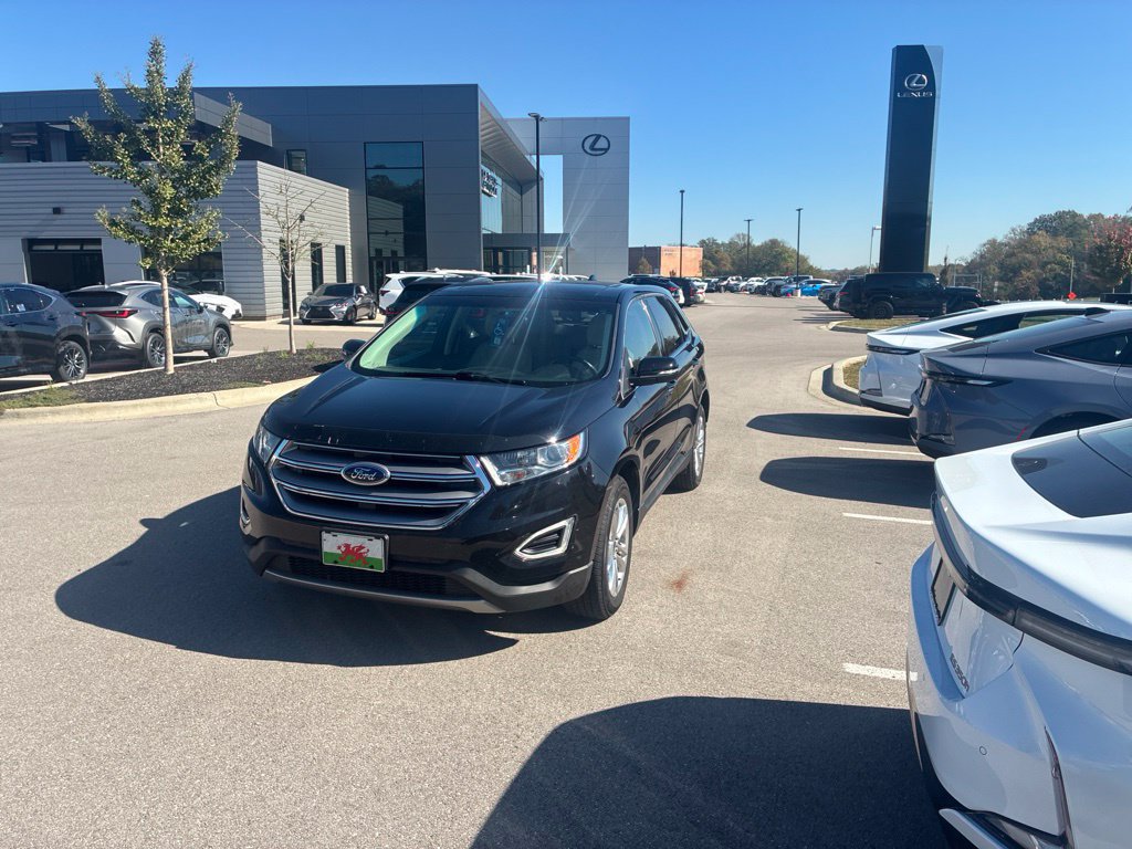 Used 2016 Ford Edge Titanium w/ Cold Weather Package AWD/4WD image 3