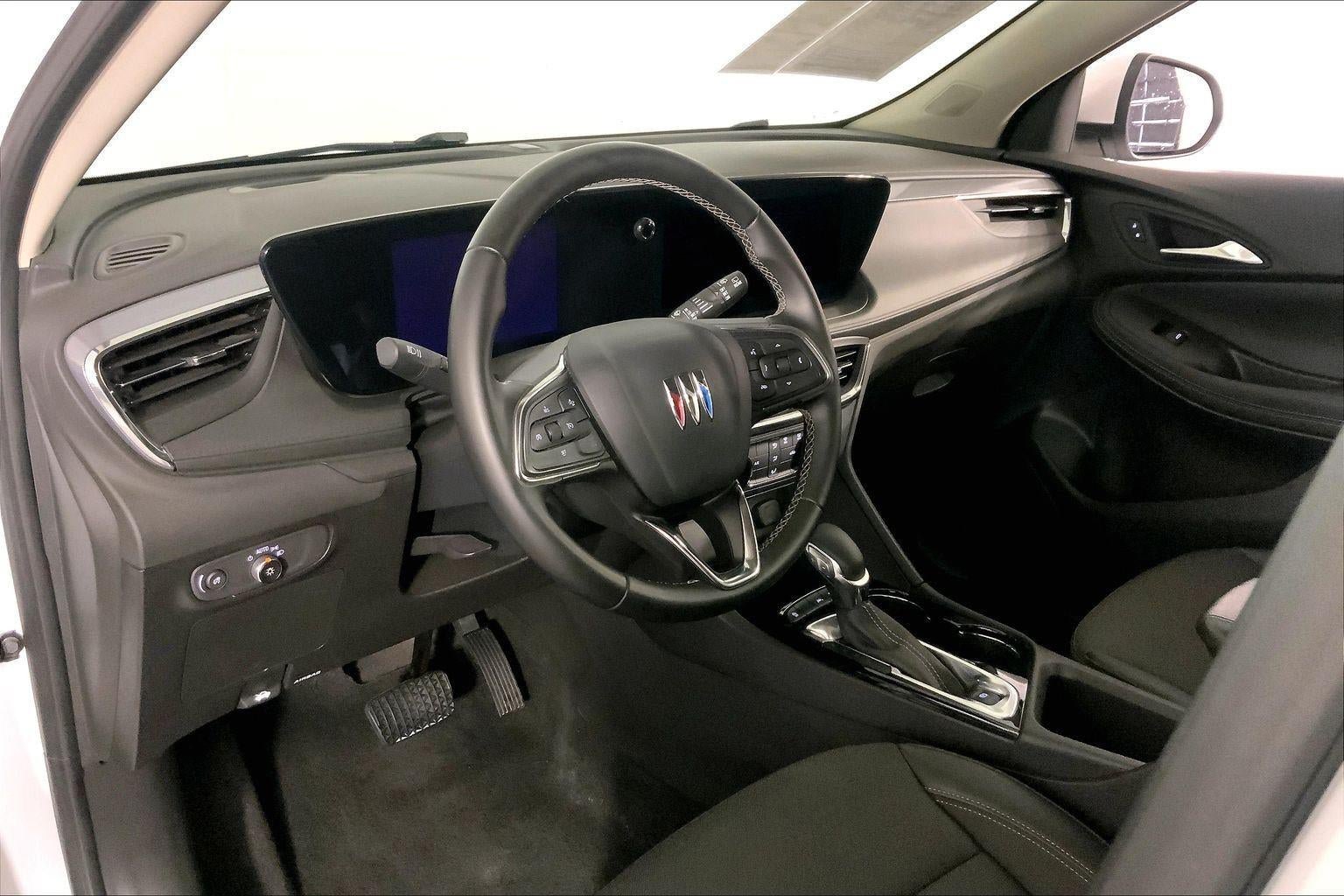 Used 2025 Buick Encore GX Preferred FWD image 14