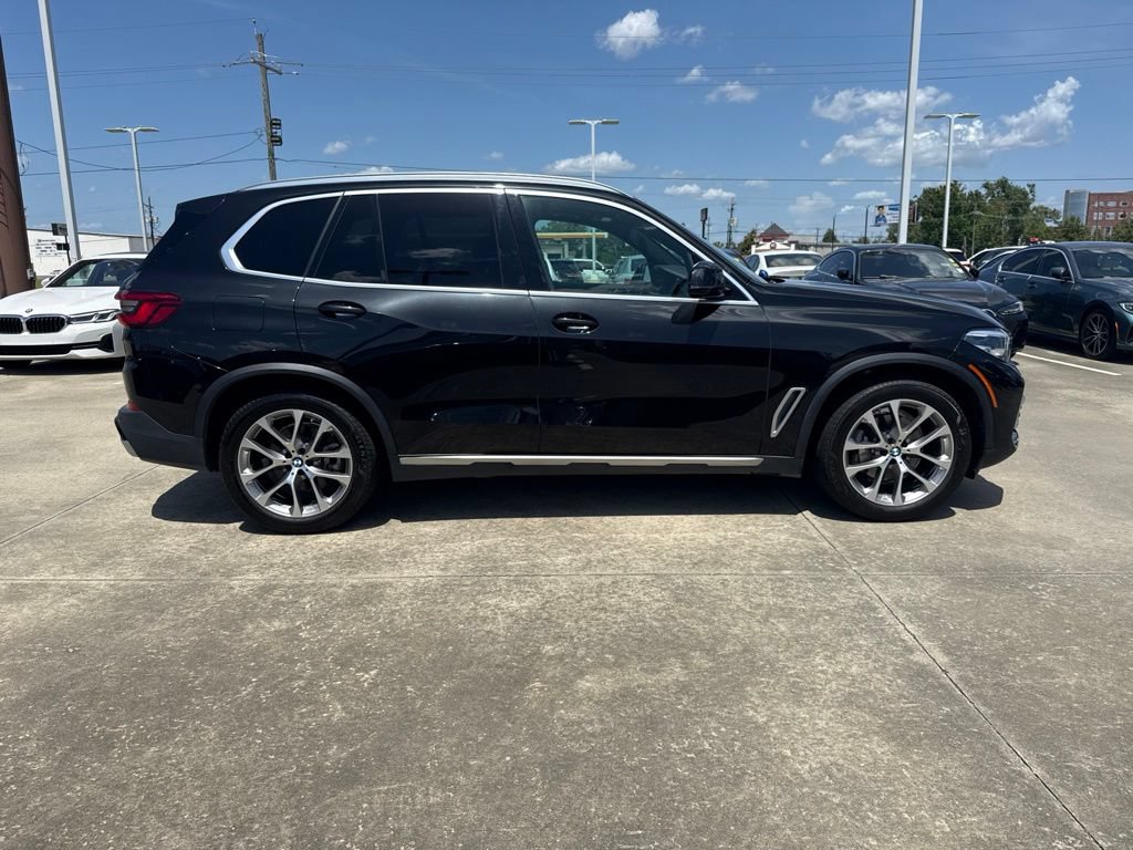 Used 2019 BMW X5 xDrive40i w/ Premium Package 2 AWD/4WD image 6