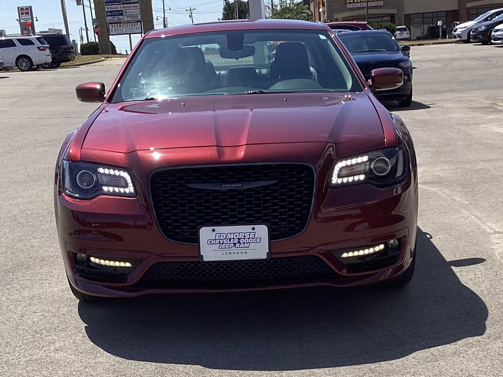 Used 2023 Chrysler 300 Touring L AWD/4WD image 2