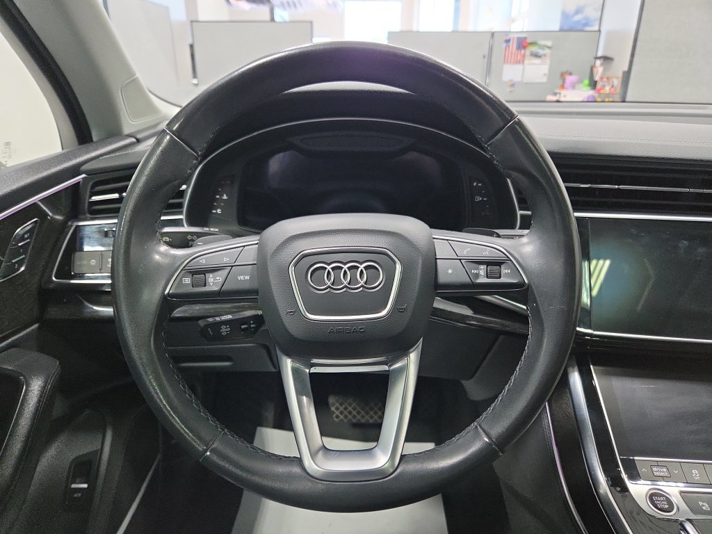 Used 2024 Audi Q7 3.0T Premium Plus AWD/4WD image 28