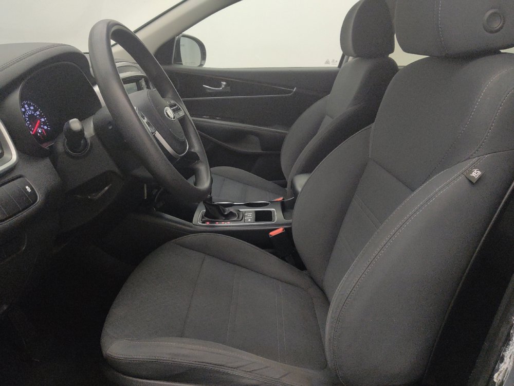 Used 2020 Kia Sorento AWD V6 image 17
