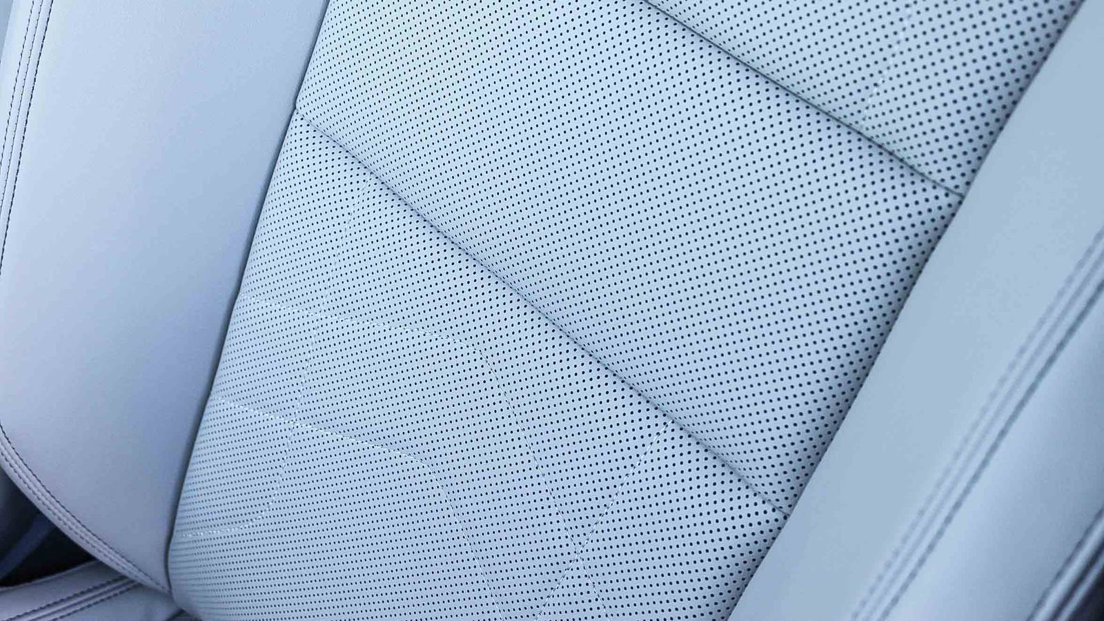 Used 2025 BMW X1 xDrive28i w/ Technology Package image 25