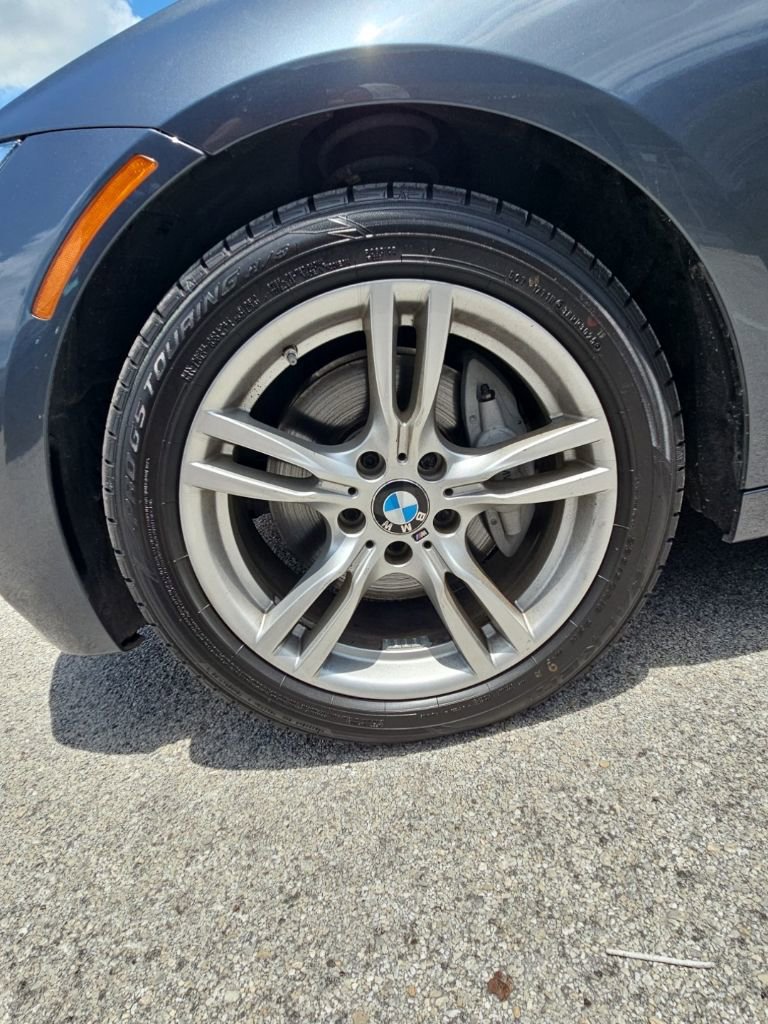 Used 2016 BMW 335i Gran Turismo xDrive AWD/4WD image 9