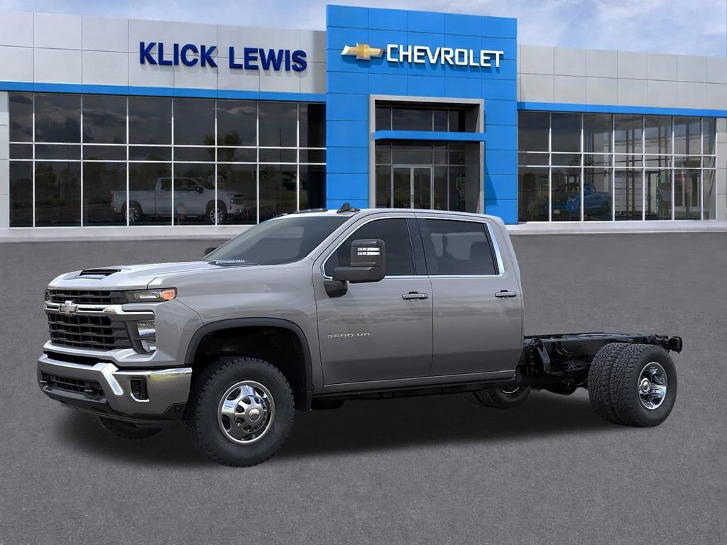 New 2026 Chevrolet Silverado 3500 LT w/ Convenience Package AWD/4WD image 2