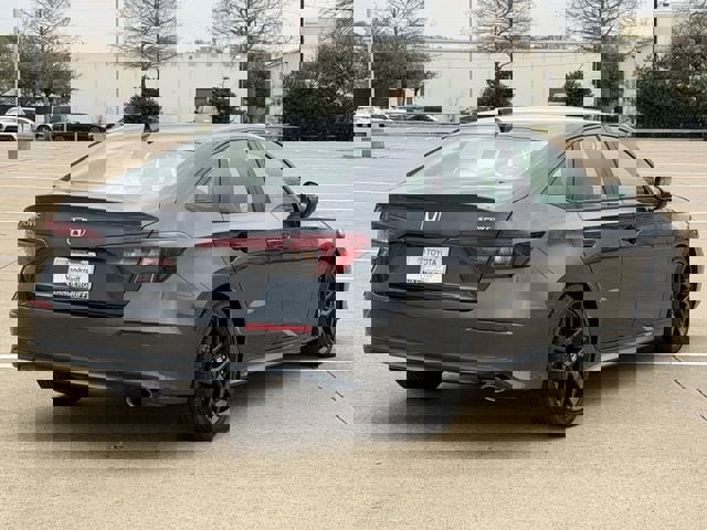 Used 2025 Honda Civic Sport image 4