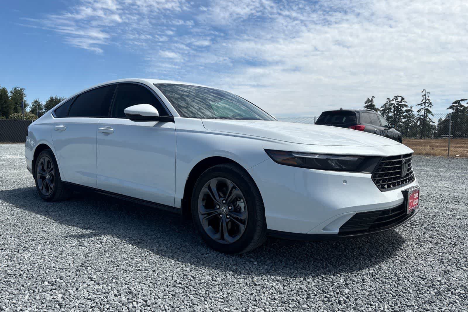 Used 2024 Honda Accord EX-L image 10