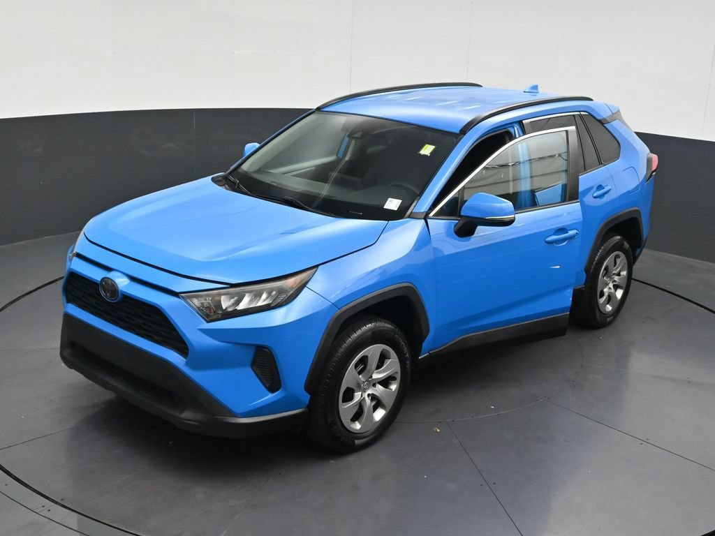 Used 2020 Toyota RAV4 LE FWD image 14