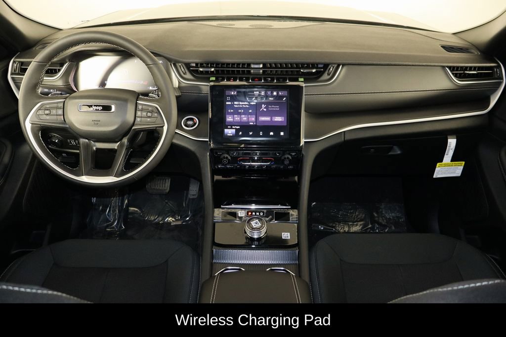 New 2025 Jeep Grand Cherokee Laredo image 14