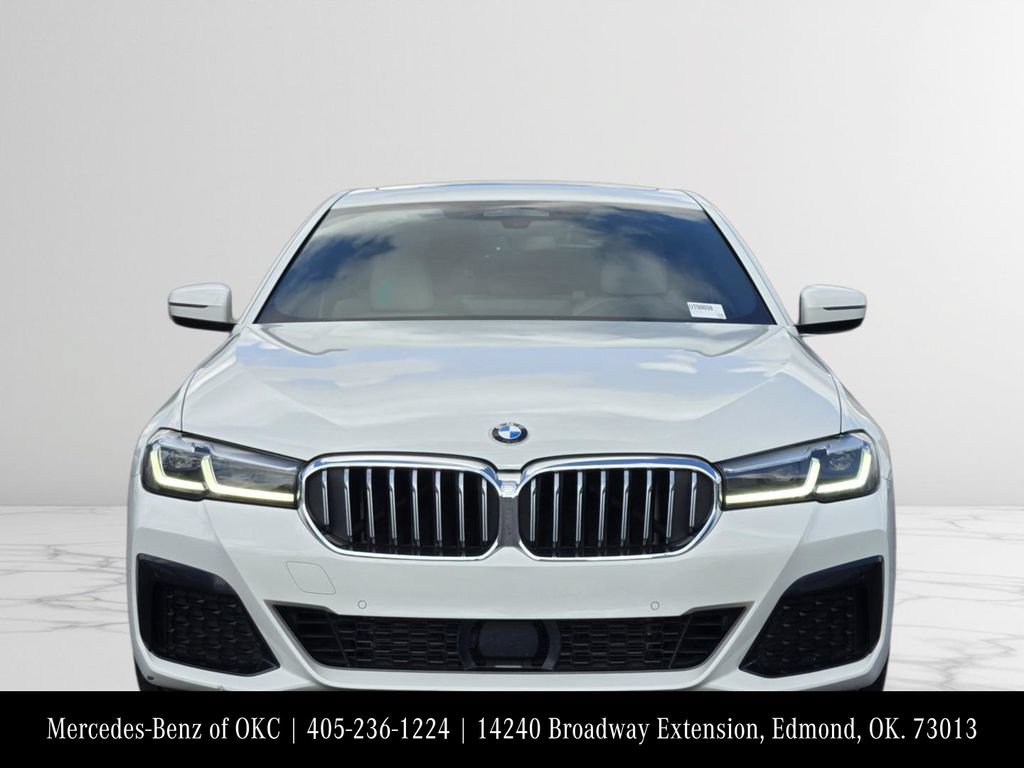 Used 2021 BMW 530i xDrive w/ M Sport Package AWD/4WD image 2