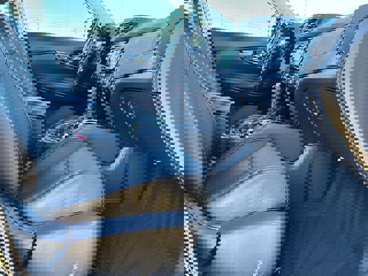 Used 2017 Nissan Rogue SL w/ SL Premium Package image 37