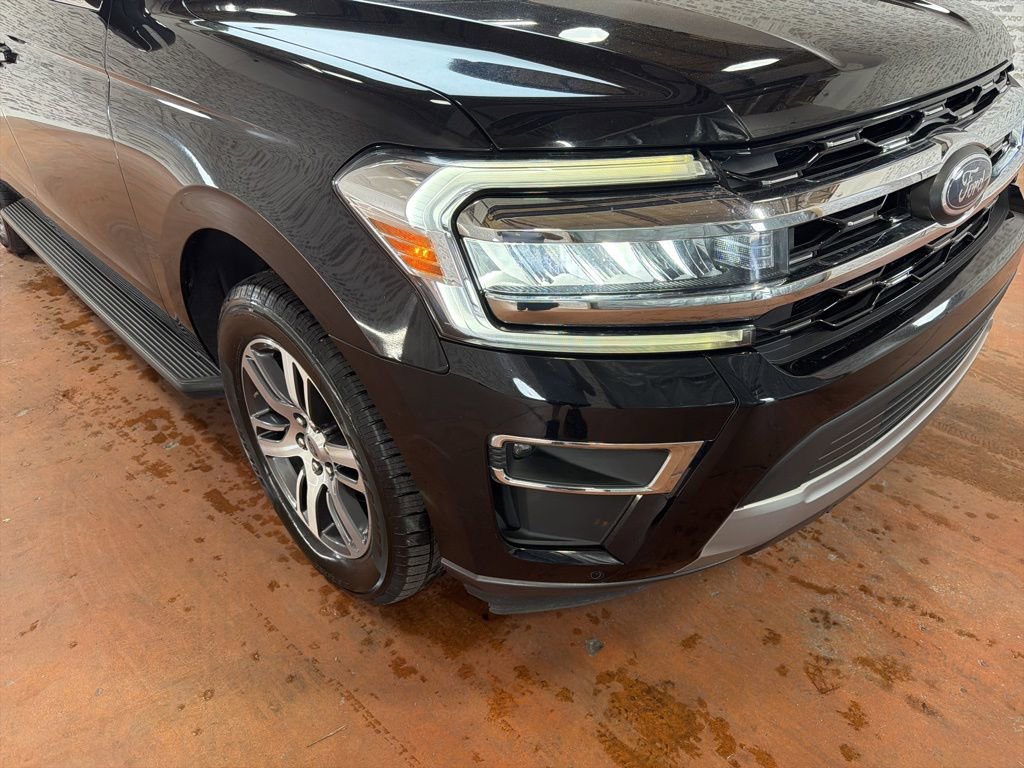 Used 2024 Ford Expedition Max Limited RWD image 9