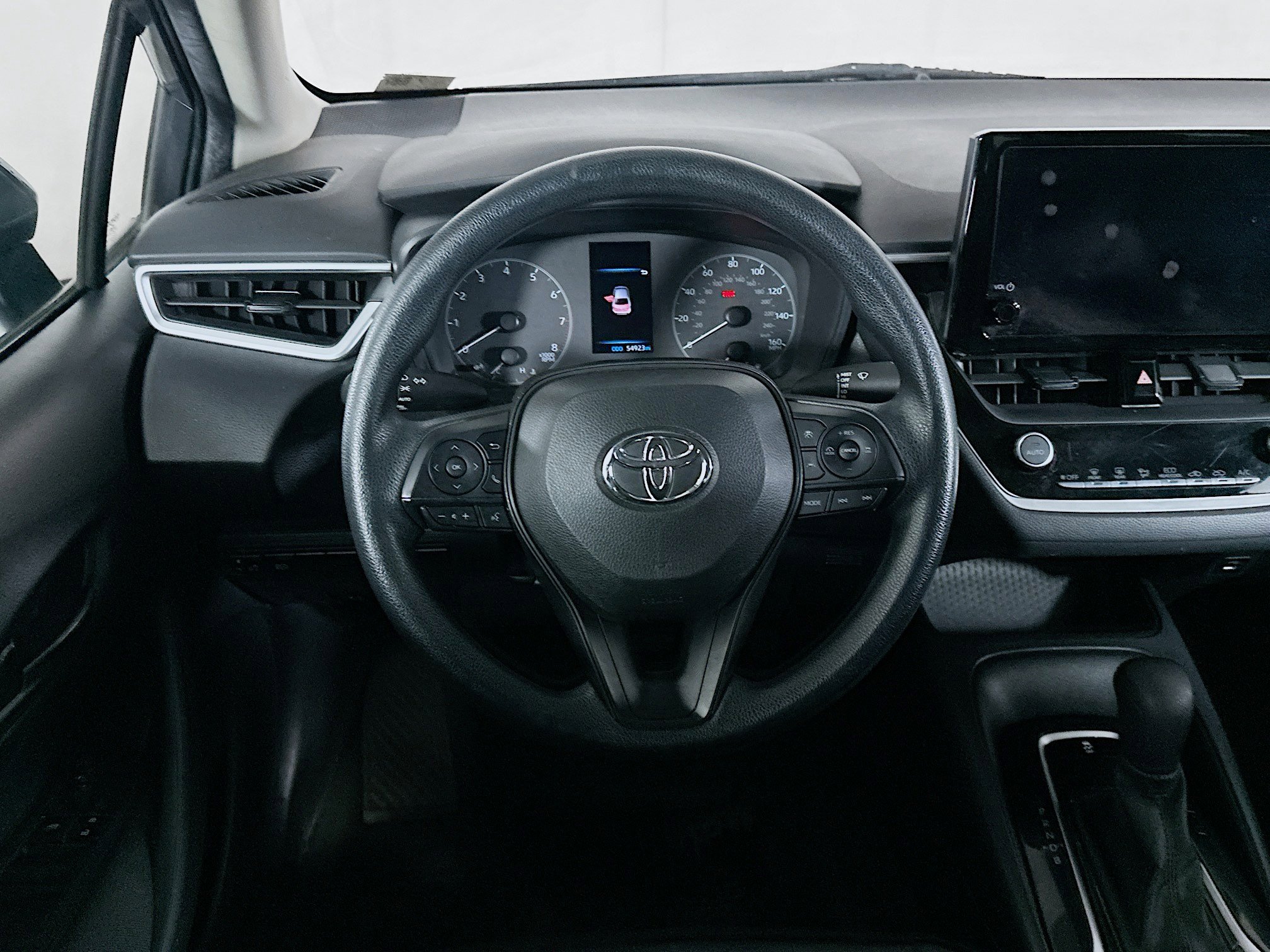 Used 2023 Toyota Corolla LE image 17
