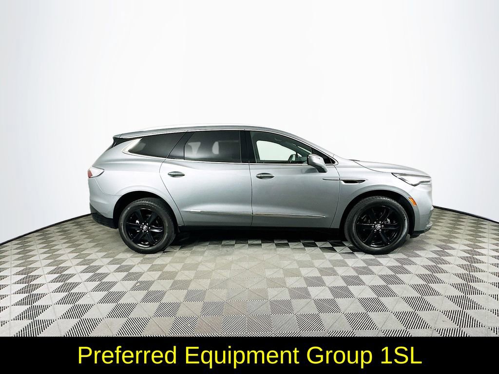 Used 2024 Buick Enclave Essence w/ Sport Touring Edition image 11