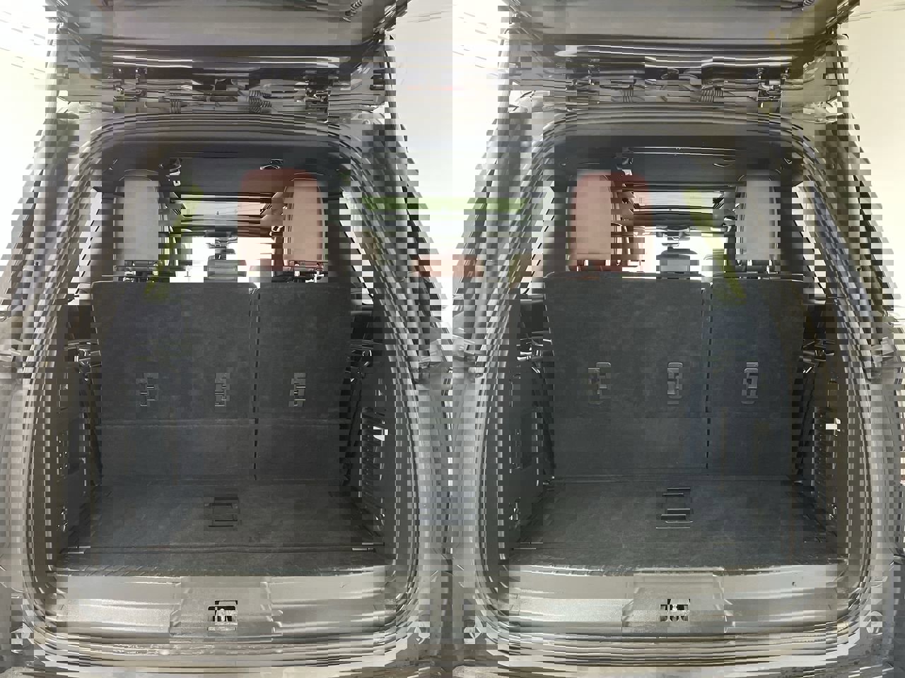 Certified 2024 Ford Expedition Limited image 35