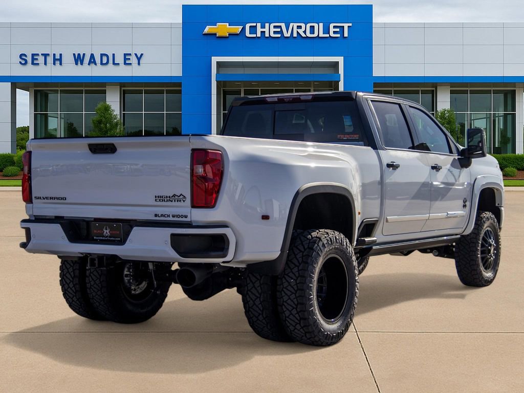 Used 2025 Chevrolet Silverado 3500 High Country w/ High Country Premium Package image 7