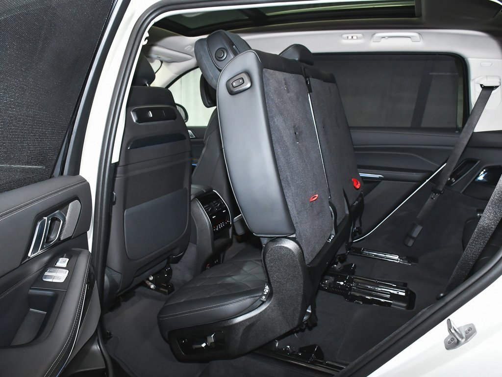 Used 2026 BMW X7 xDrive40i image 69