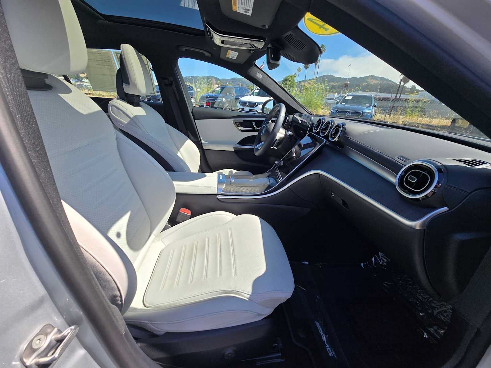Used 2024 Mercedes-Benz C 300 Sedan image 11