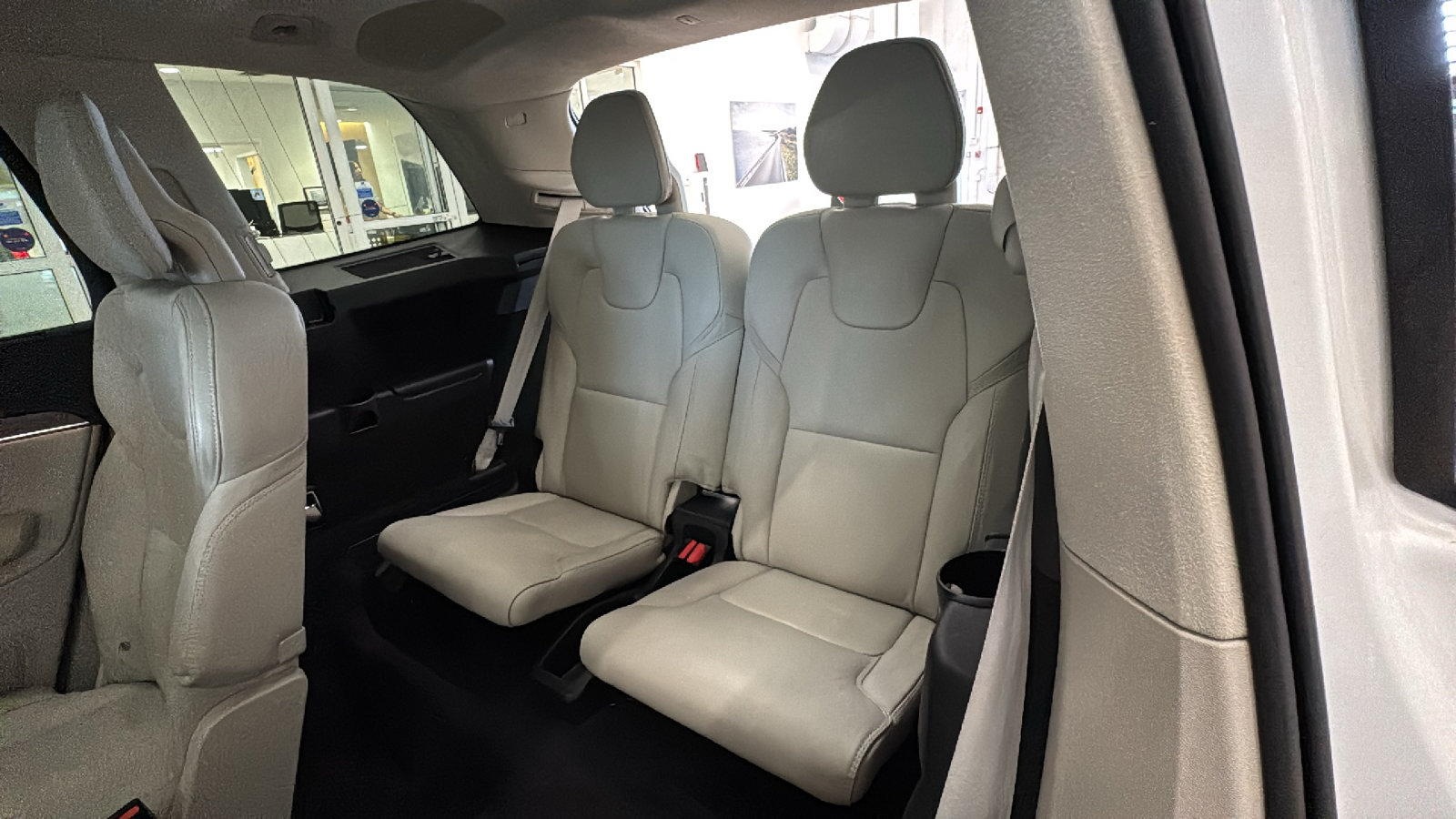 Used 2023 Volvo XC90 B6 Ultimate w/ Lounge Package AWD/4WD image 29