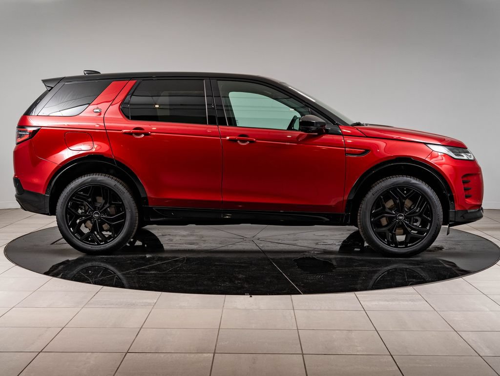 New 2026 Land Rover Discovery Sport Landmark AWD/4WD image 11