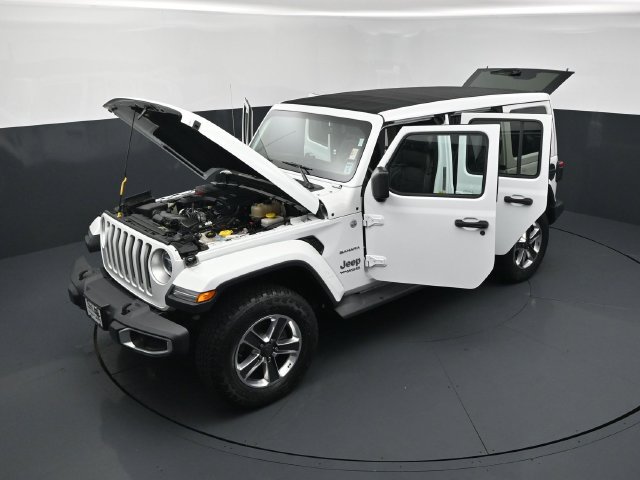 Used 2020 Jeep Wrangler Unlimited Sahara AWD/4WD image 26